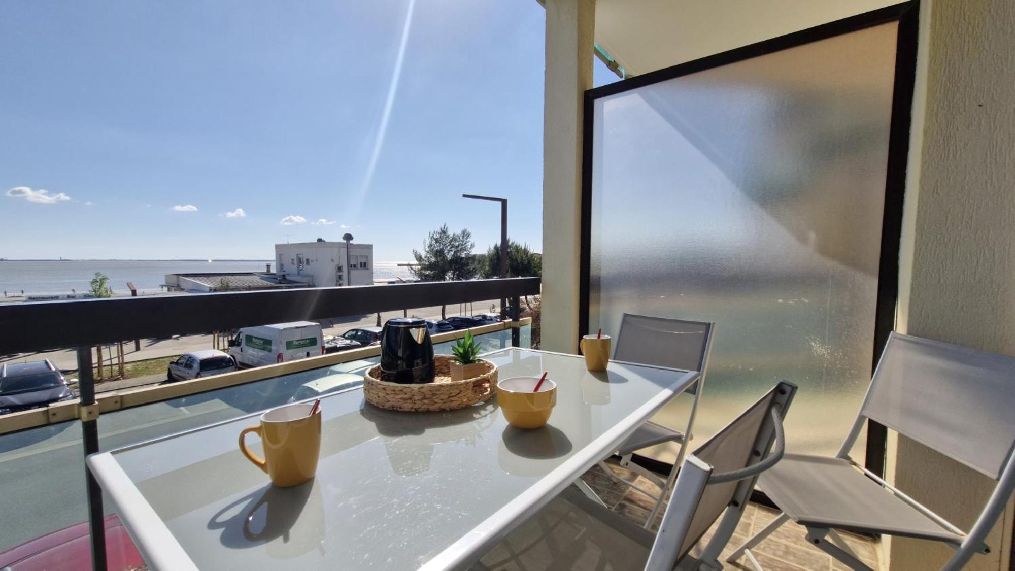 Saint Georges De Didonne - Pleine Vue Mer Pour Ce Studio Cabine Face A La Plage Esterno foto