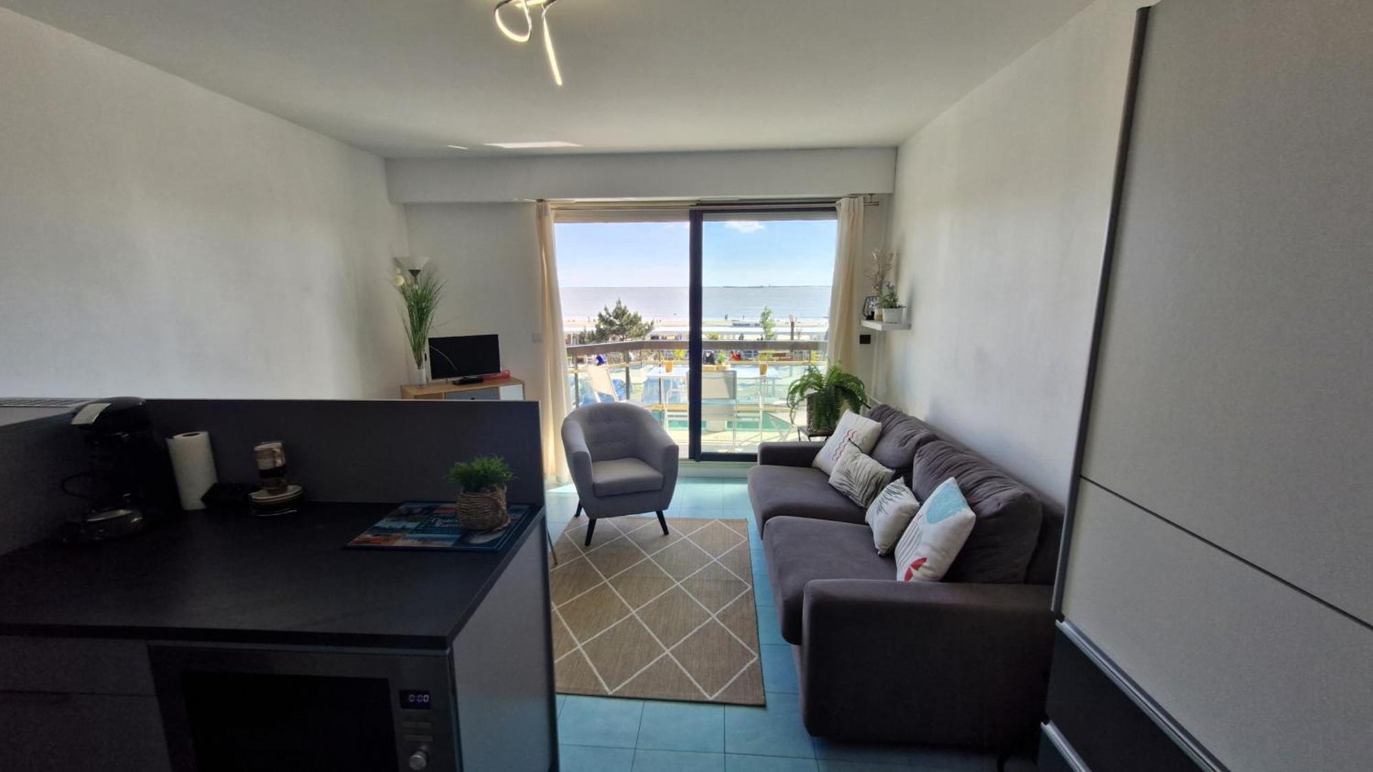 Saint Georges De Didonne - Pleine Vue Mer Pour Ce Studio Cabine Face A La Plage Esterno foto